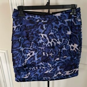 Bebe silk skirt